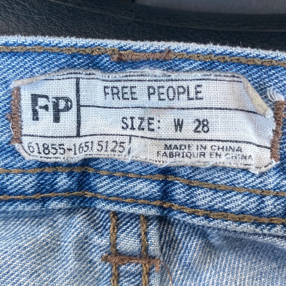 👠Free people lovin life cut off shorts 28